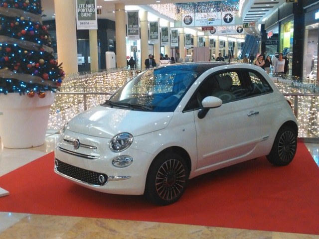 Motor Village Valencia y el nuevo Fiat 500, en el centro comercial Arena