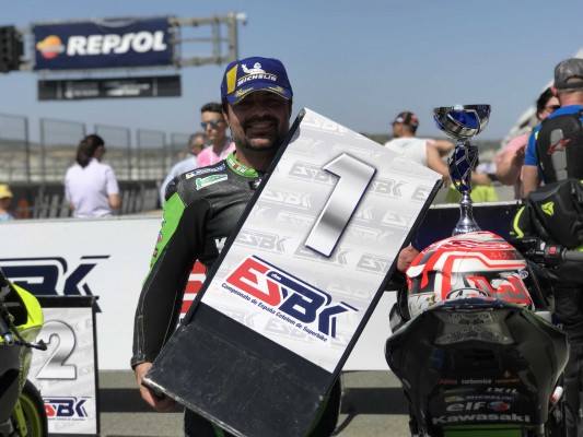 Las Handy ESBK protagonizan el campenato de España de Superbike en Valencia
