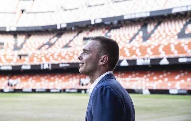 El Valencia abre el curso 19-20 tras el éxito copero y cerca del objetivo de mercado