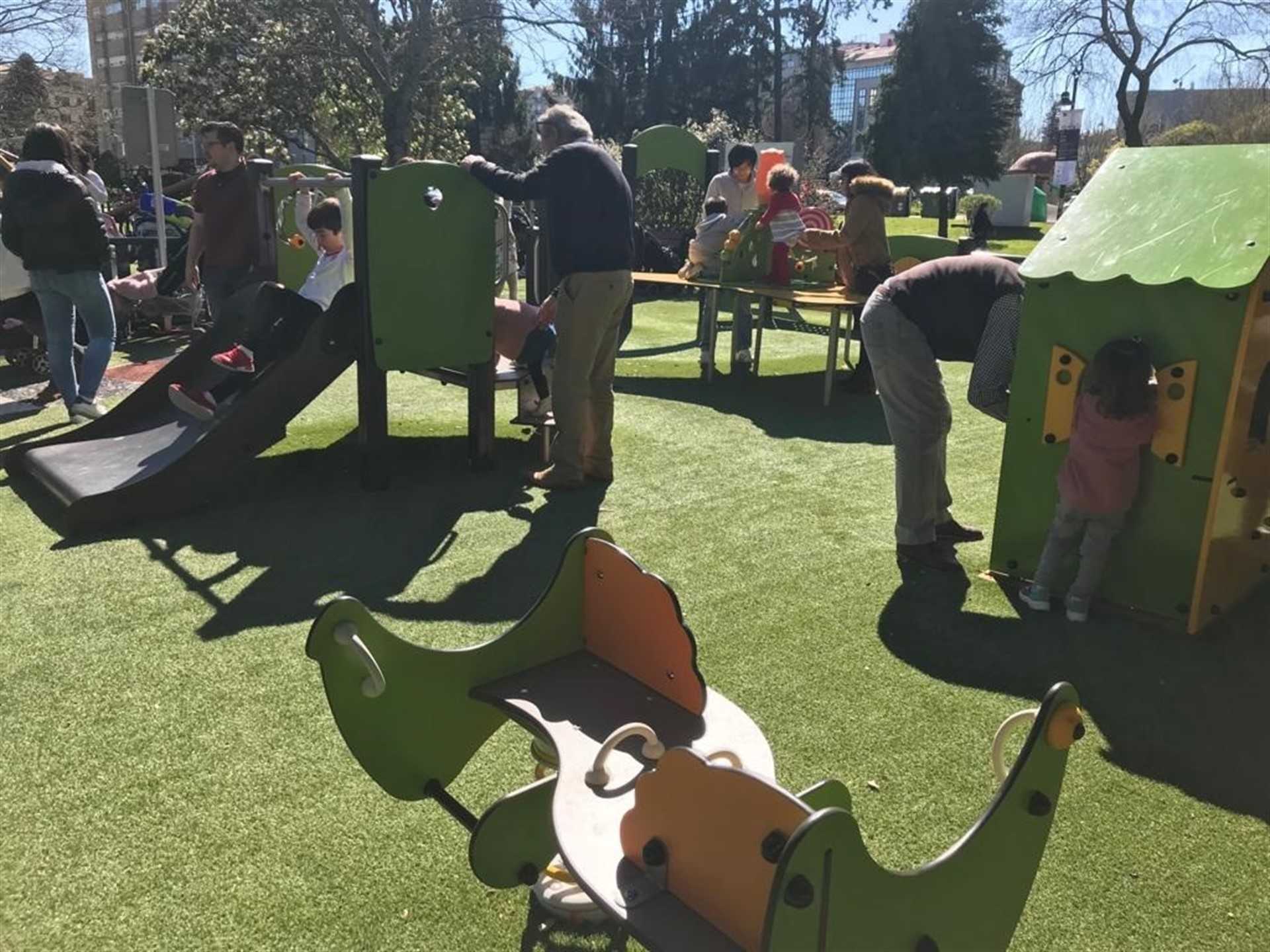 Los niños en situación de exclusión social de 96 municipios valencianos contarán con escuelas de verano gratuitas