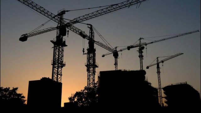 Radiografía de la licitación de obra pública en la Comunitat en los últimos diez años