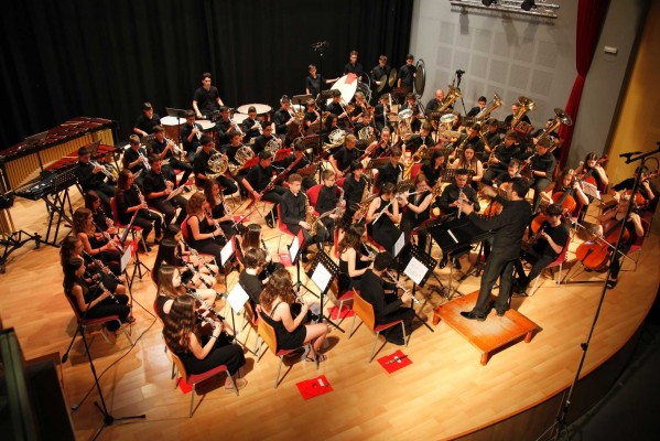 Una campanya pretén impulsar la formació de bandes de música juvenils en dotze comarques

