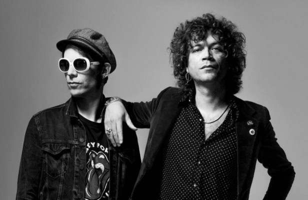 Los Topores, el grupo mitad Los Zigarros y mitad Carlos Tarque que sigue alargando la vida del rock