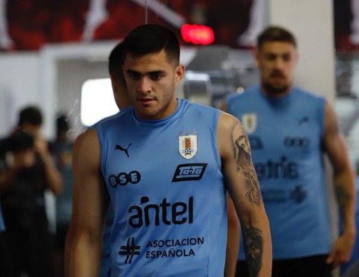 Tres jugadores y dinero a cambio de Maxi Gómez