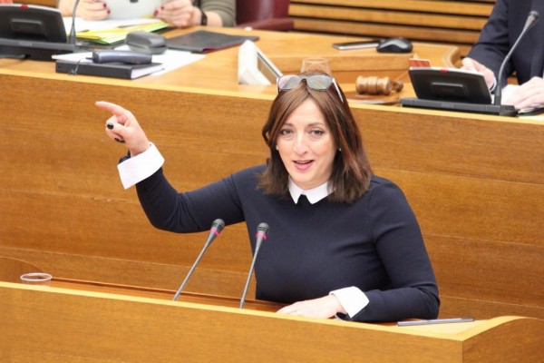Ciudadanos pide al Consell que intervenga para evitar el caos en los aeropuertos