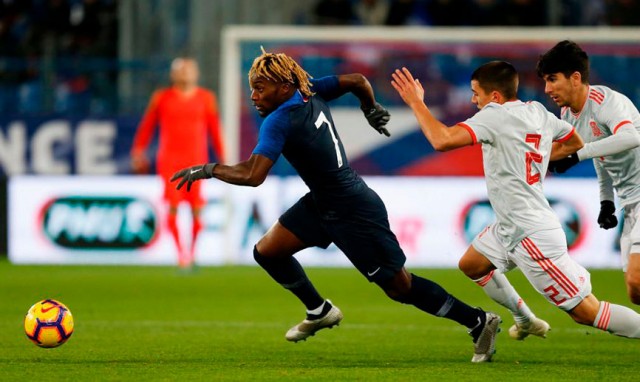 Una España regenerada busca contra Francia una nueva final con Fornals en el once titular