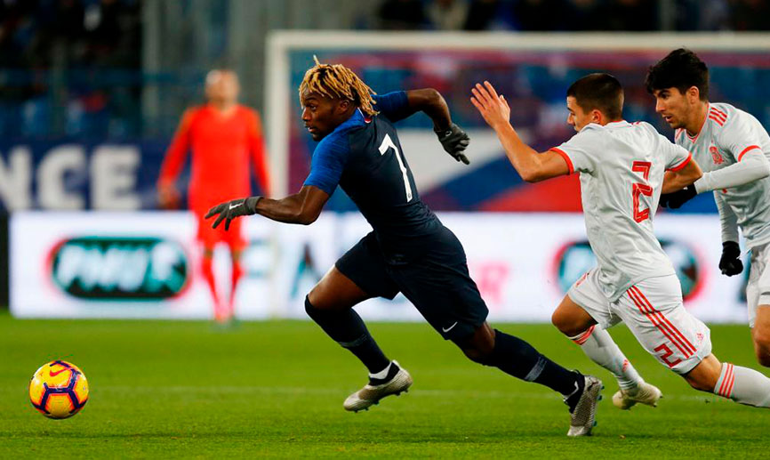 Una España regenerada busca contra Francia una nueva final con Fornals en el once titular