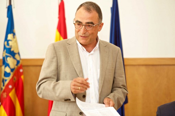 El catedrático de la UA, Josep Bernabeu, candidato a los Premios Nacionales de Gastronomía 2019
