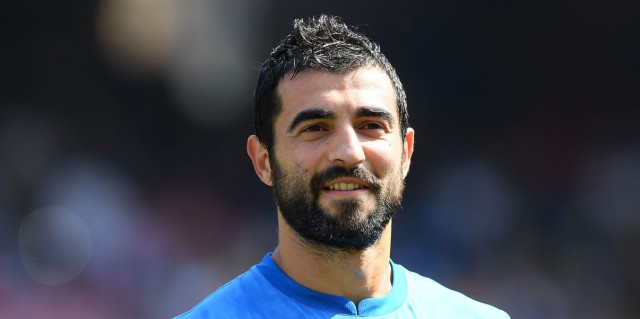 El Villarreal, cerca de resolver frentes abiertos con Albiol, Bonera y Semedo