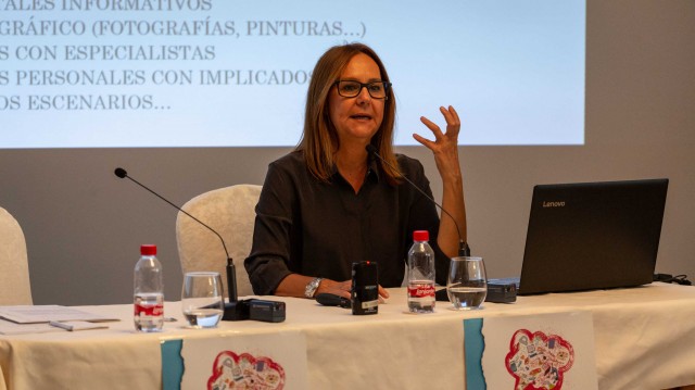 María Dueñas: 