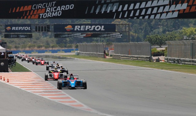 Plenos de Borja García y Franco Colapinto en el Racing Weekend de Valencia
