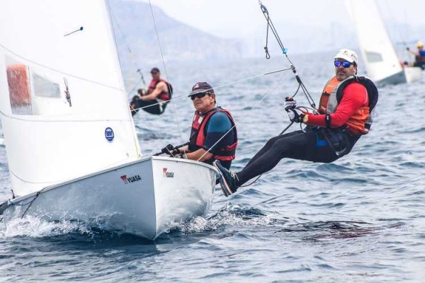 Los torrevejenses Romero y Moreno, campeones de España de flying dutchman

