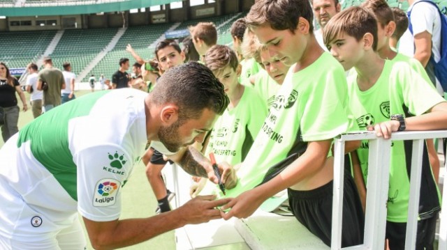 Peris acelera para entrar en la convocatoria