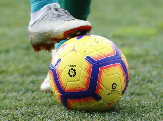 Hércules y Ponferradina persiguen ser el octavo segundo que logra el ascenso a Segunda División A