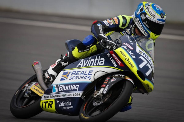 El piloto Vicente Pérez se desvincula del Reale Avintia Academy 77

