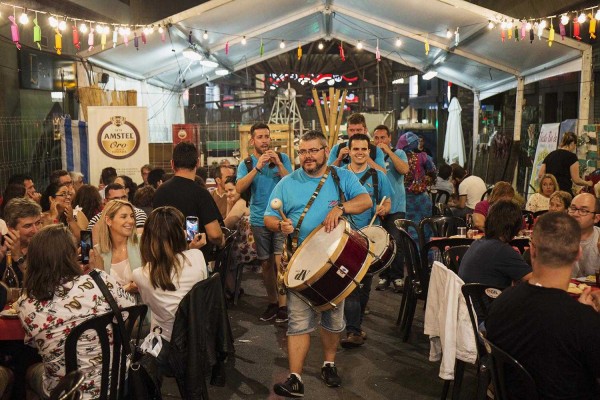 La barraca El Cabasset disfrutó el premio Amstel