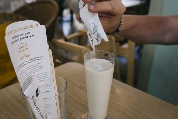 Orxata al punt en el Mercado de Colón