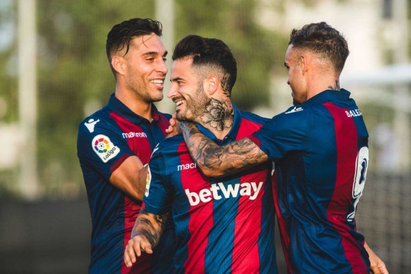 El Levante traspasa a Rubén García a Osasuna por 3 millones de euros