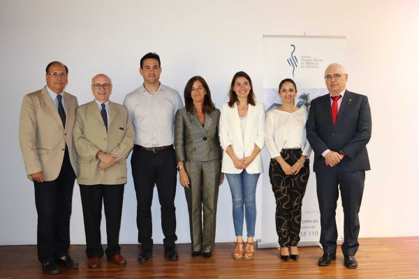Los médicos de Valencia entregan sus ayudas a la cooperación médica y acción social sanitaria 2019
