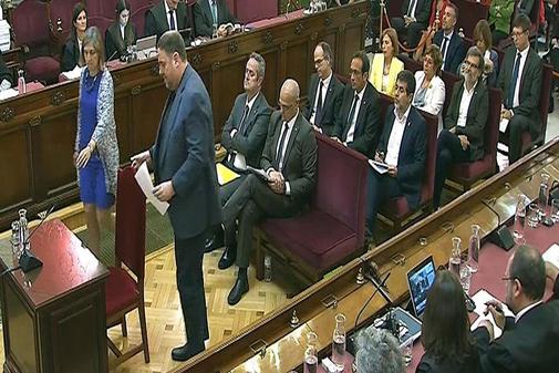 El Supremo rechaza poner en libertad a los presos del 1-O y valida su traslado a cárceles de Cataluña  