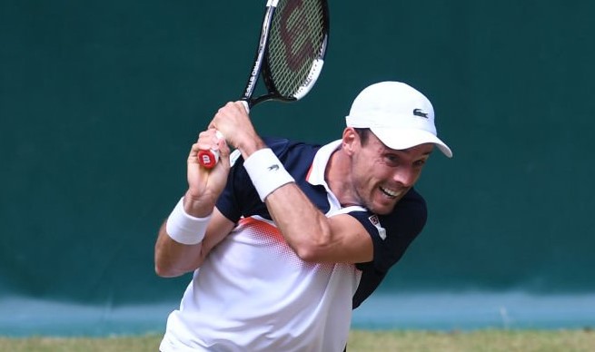 Bautista derrota a Gasquet en Halle y se cita con Federer en cuartos de final