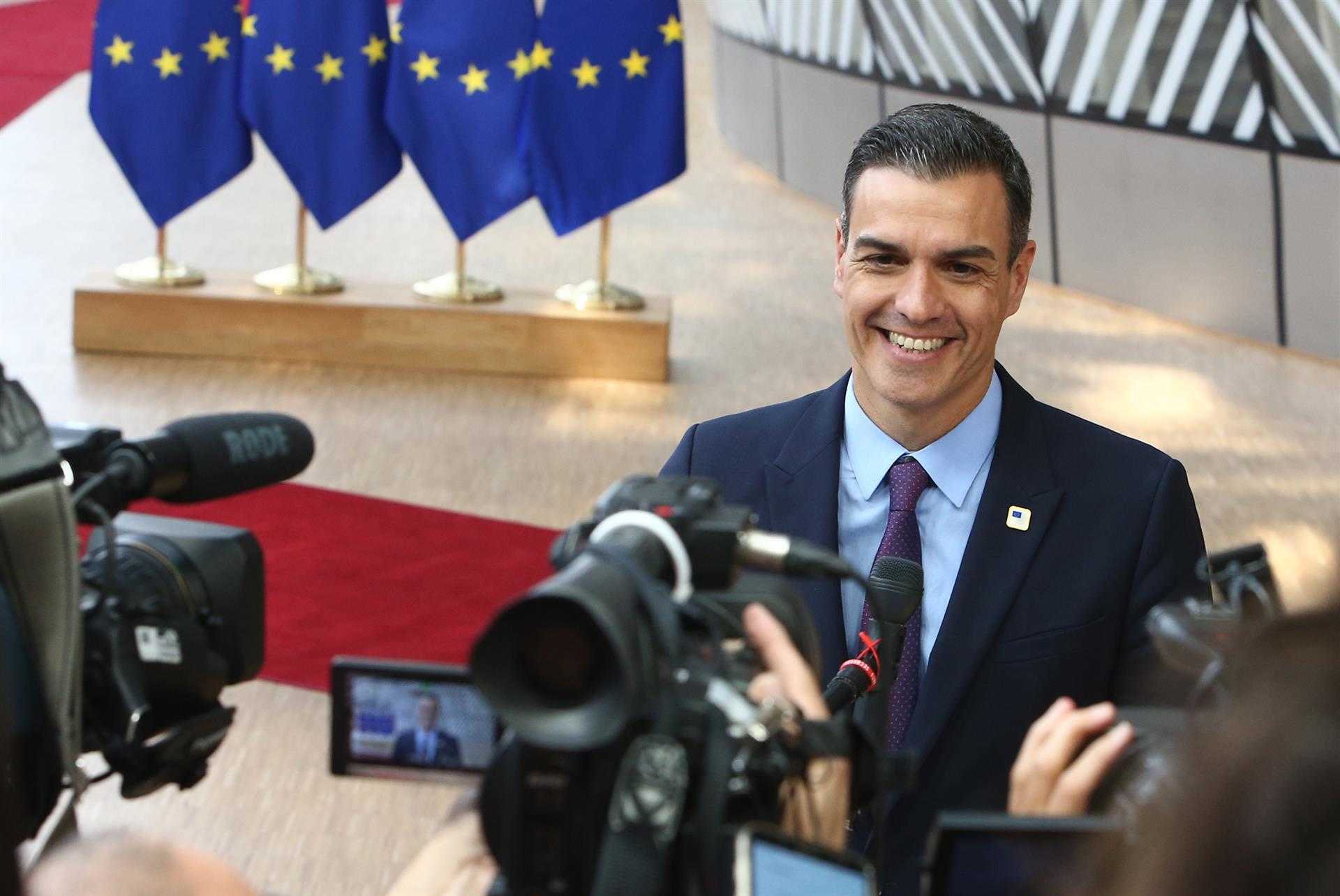 Pedro Sánchez elude precisar qué negocia con ERC y pregunta a PP y Cs si quieren elecciones