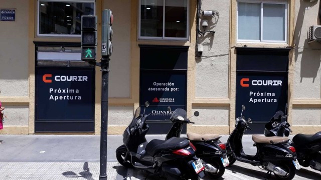 Nuevo inquilino en Colón: la cadena de 'sneakers' Courir abre en la ciudad