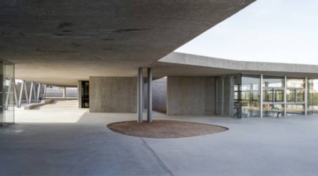 Un instituto de Orihuela gana el Premio FAD de Arquitectura 2019