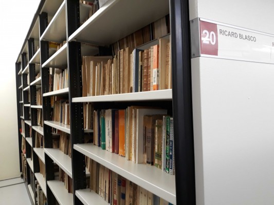 La Biblioteca Valenciana adquireix el llegat de Ricard Blasco  