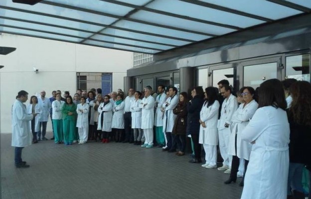 Europa apunta hacia el 'modelo de reversión Alzira', impidiendo someter al personal a una oposición
