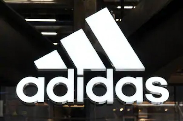 La UE anula el registro del logo de Adidas: las tres bandas paralelas no son una marca