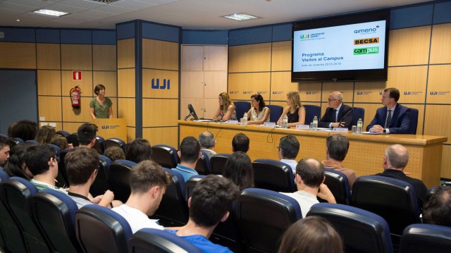 El programa de visitas de la Uji bate récords con 3.748 asistentes este curso