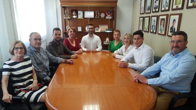 Falomir inicia el trámite de cinco compromisos principales de su programa electoral  