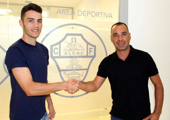 El Elche renueva al canterano Primi Férriz hasta 2020
