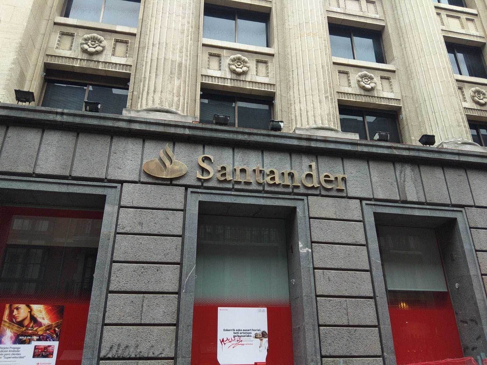 Banco Santander firma con los sindicatos el ERE a 3.223 trabajadores