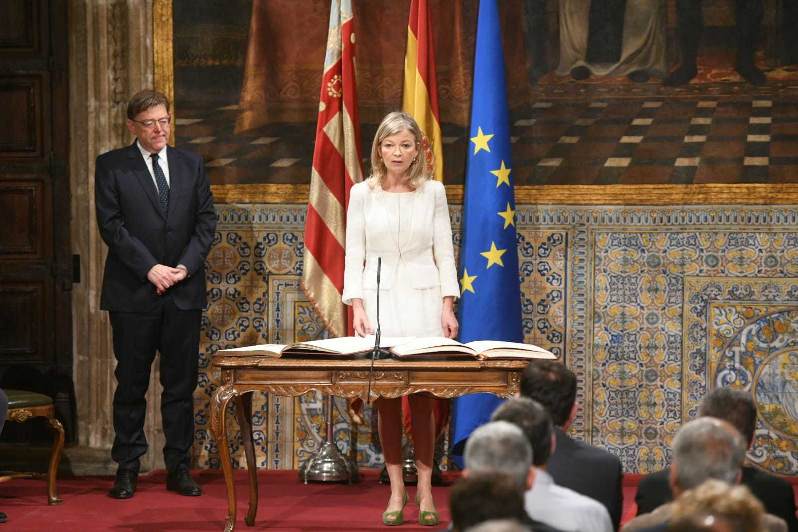 Bravo impulsará entre sus primeras medidas una ley de Función Pública