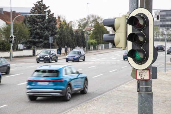 El servicio de información de semáforos Audi Traffic Light Information llega a Europa