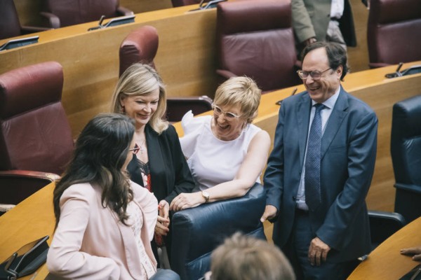 Compás de espera para conocer el nuevo gobierno valenciano de Puig