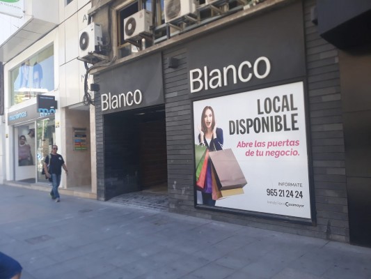 Los fundadores de Goldcar logran alquilar el local 'olvidado' de Maisonnave: Primor relevará a Blanco
