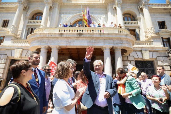 Ribó ofrece colaborar con la oposición y gobernar para todos los valencianos


