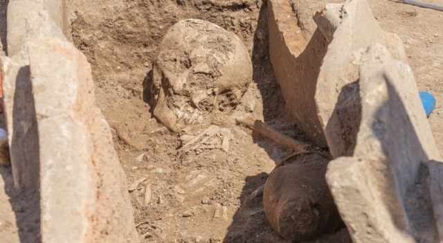 Encuentran una tumba de la época romana en Llíria