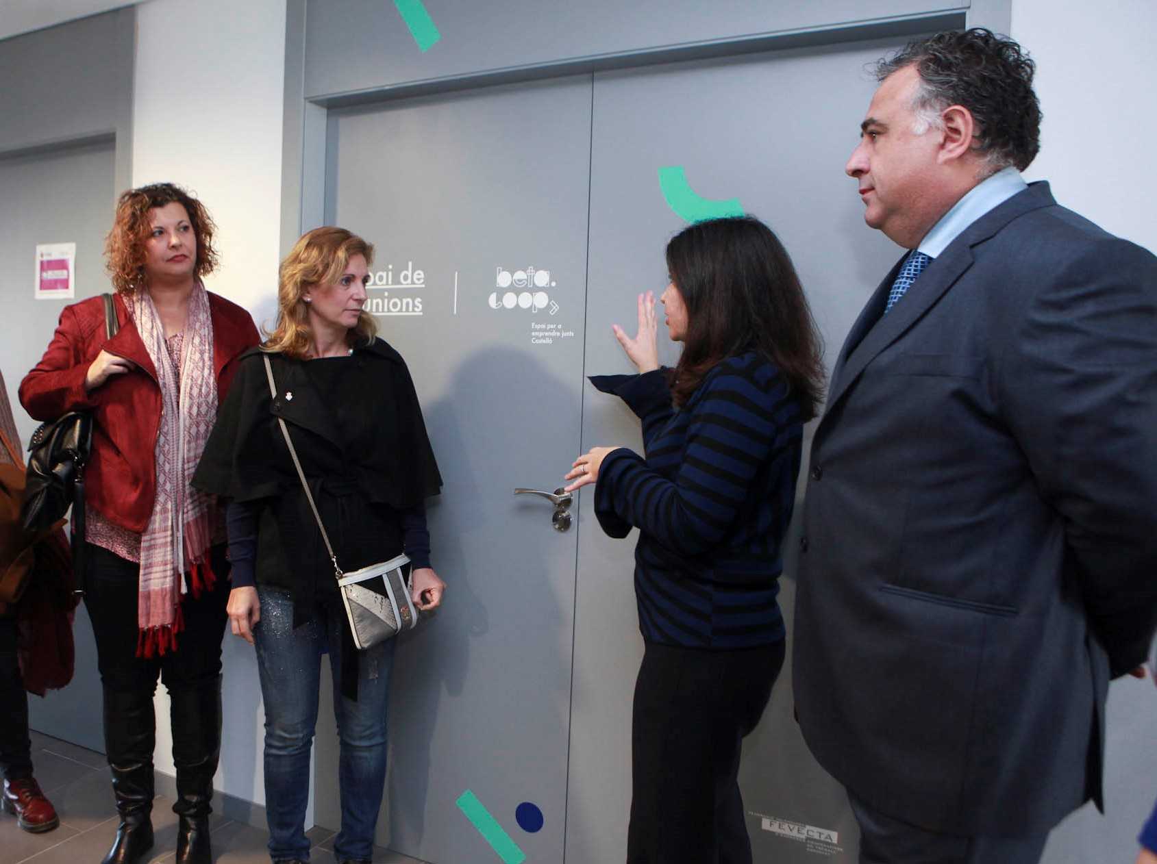 Castelló baja de los 14.000 parados por primera vez desde hace una década