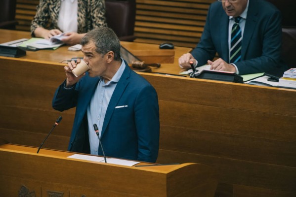 Toni Cantó y Luis Barcala se reúnen en Alicante para avanzar en el pacto entre PP y Cs