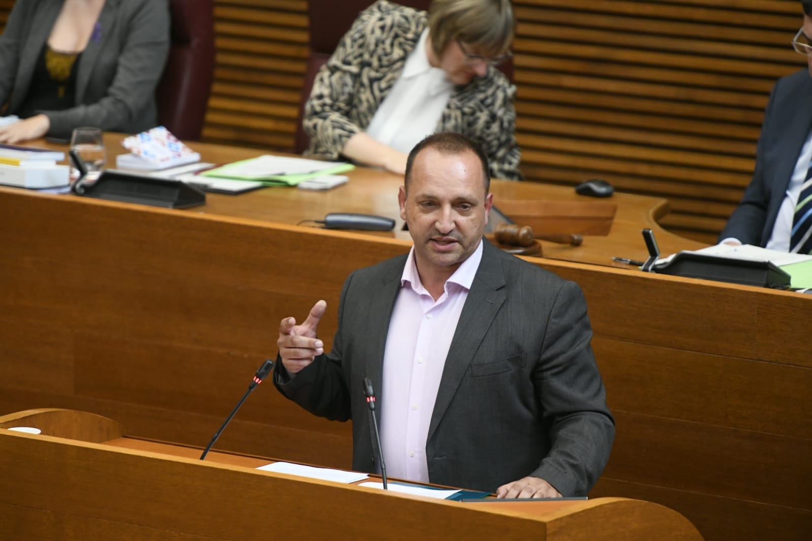 Dalmau asume la legislatura con lealtad y el reto de crear un proyecto de país
