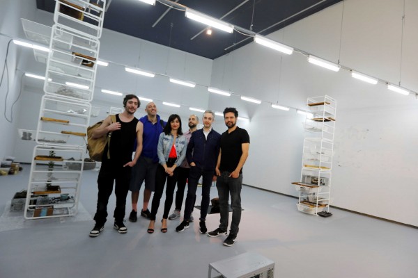 L'exposició ‘Something happened’ analitza la posició de l’artista davant la societat
