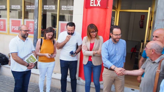 Principio de acuerdo en Elche entre PSOE y Compromís, que gestionará también Comercio