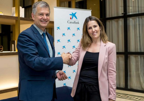 La valenciana Ángela Pérez gana la fase territorial del Premio Mujer Empresaria CaixaBank 2019

