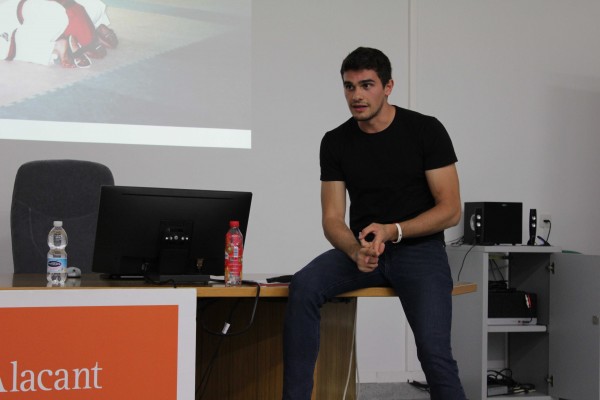 La UA impulsa un programa de emprendimiento y especialización en gestión e innovación deportiva