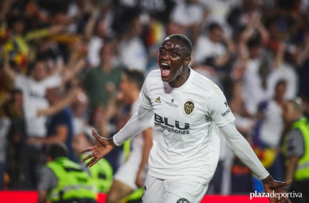 El Valencia no descarta que llegue una oferta mareante por Diakhaby