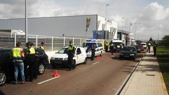 La campaña para el control de alcohol y drogas al volante se salda con 179 tests y siete positivos